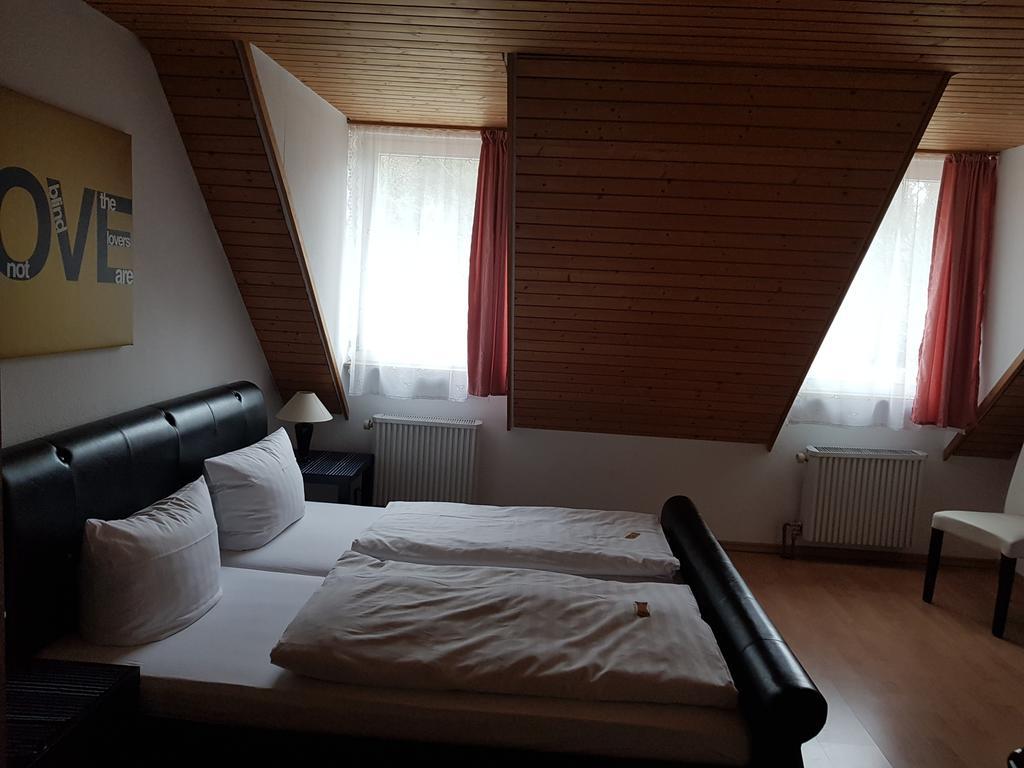 פרוידנשטאדט Gut Lauterbad Hotel מראה חיצוני תמונה